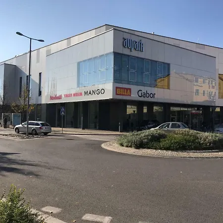 Centroom * Piest'any